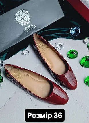 Vince camuto оригінал червоні лакові шкіряні балетки
