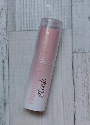 Тональна основа в стіку essence foundation stick 50