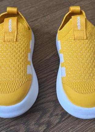 Adidas unisex bubblecomfy кросівки дитячі р.25 (15 см) 2024 р.