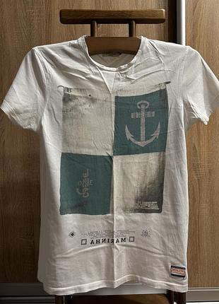 Біла футболка jack & jones originals з морським принтом (розмір s)