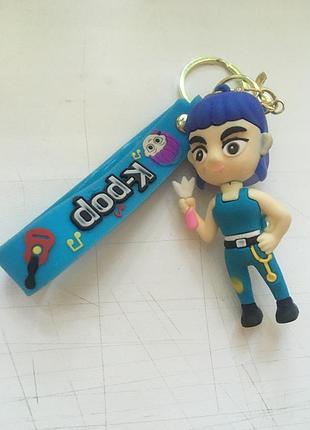 Колекційний брелок-фігурка zoey (k-pop demon hunters / шелі brawl stars)