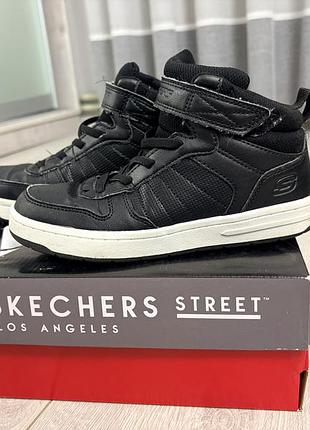 Демісезонні хайтопи  skechers для хлопчика 33р.
