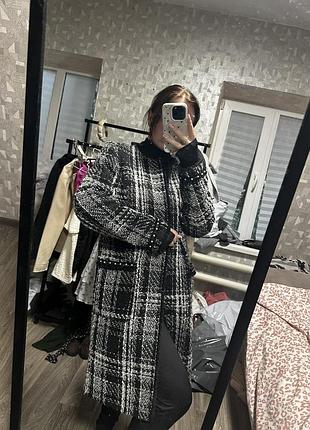 Твідове пальто