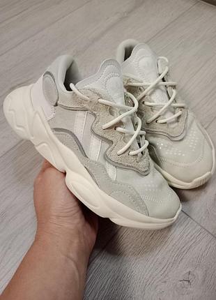 Кроссовки adidas