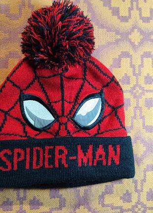 Шапка вязаная теплая marvel на мальчика 5-9 года
