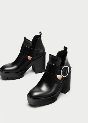 Ботильоны черного цвета 41(26 см.) размера бренда zara