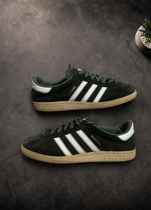 Кросівки adidas