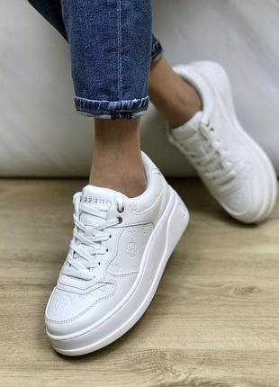Кеди жіночі guess cleva sneaker оригінал кросівки білі