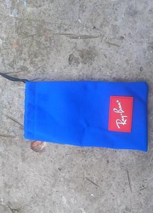 Мягкий синий чехол-мешочек для очков бренда ray-ban