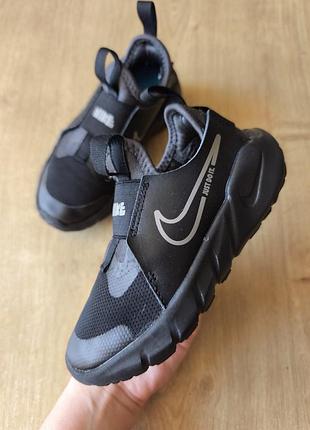 Крутые детские  кроссовки  nike , оригинал,  модель 2025 года. размер 28.
