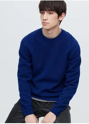 Мужской/унисекс джемпер синего цвета из 100% шерсти.unisex premium lambswool sweater uniqlo vs. m.