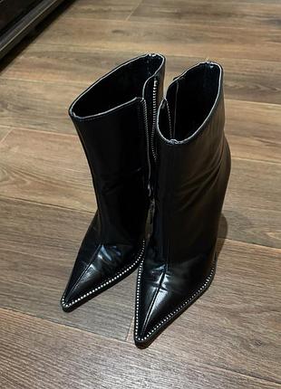 Ботинки/черевики на підборах від zara