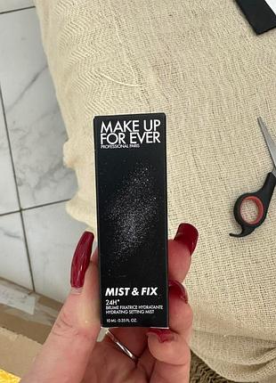 Make up for ever mist fix hydrating setting spray фвксуючий спрей для обличчя