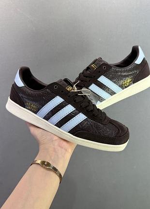 Шикарні adidas  japan sq  icon marking