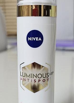 Nivea, тонирующий флюид luminous630® 3 в 1 с spf 30, light