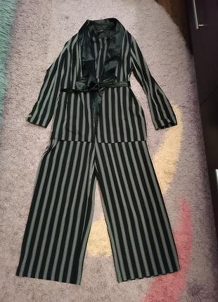 Женский костюм zara