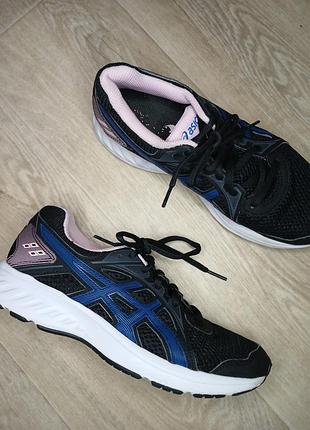 Кроссовки для бега asics.