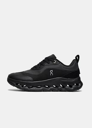 On x loe. all black📦