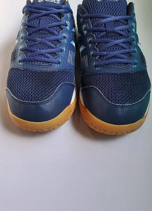 Кроссовки asics