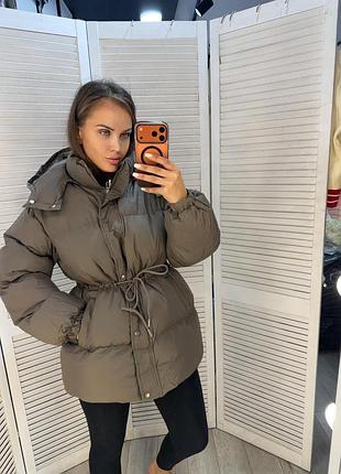 Зимова куртка жіноча
