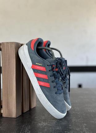 Кросівки adidas