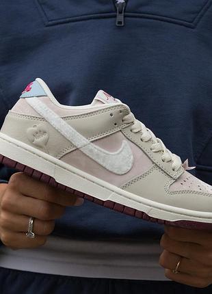 Nike sb dunk low valentine’s day