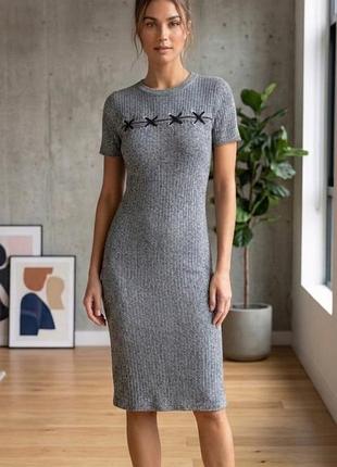 Платье женское bershka s - m