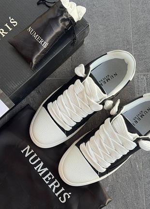Numeris black lether 3