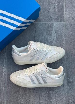 Adidas samba ʼvalentine’s day chalk white, metallic silver