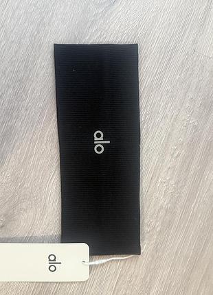 Повʼязка alo yoga