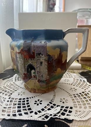 Глек для вершків newhall of hanley ceramic transferware 1910 року, лондонський тауер