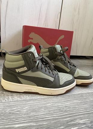 Високі кросівки puma