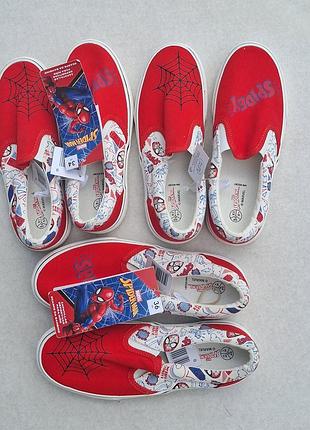 Макасини primark