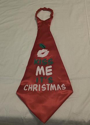 Kiss me it`s christmas - красный атласный новогодний рождественский галстук-жарт - сельща санты