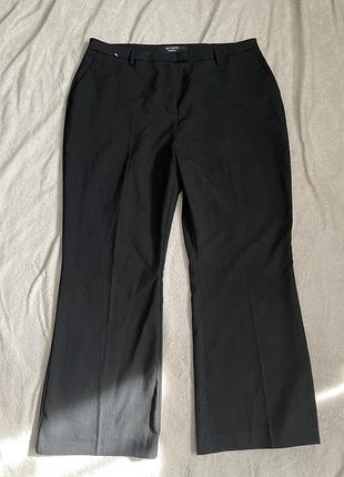 Чорні класичні штани кльош next petite tailored bootcut, розмір uk 18p (eu 46)