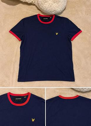 Мужская футболка lyle & scott тёмно-синяя с красной окантовкой