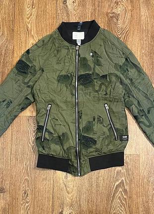 Стильний бомбер g-star raw lorin aop bf bomber wmn khaki camo