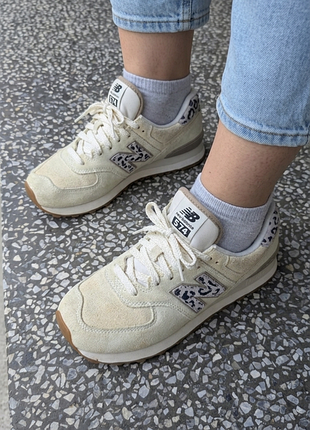 Оригінальні кросівки new balance 574 (анімалістичний принт) 40 рр
​