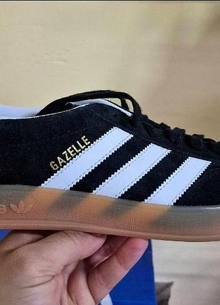 Мужские кроссовки аdidas gazelle indoor(оригинал)размер 42-26,5см.