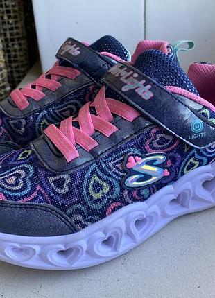 Кросівки skechers 33р. світяться!!!