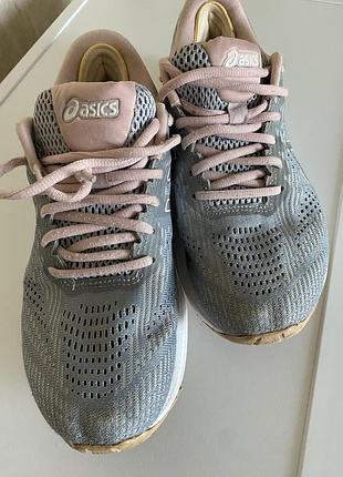 Кросівки жіночі asics