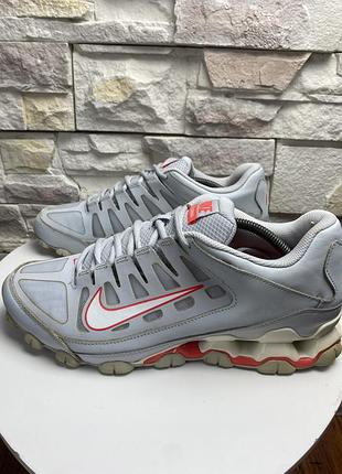 Оригінальні кросівки nike reax