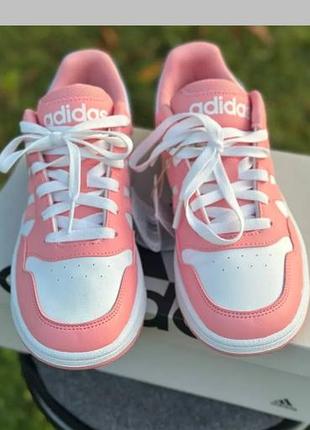 Оригинальные кроссовки adidas