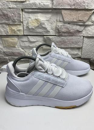 Оригінальні кросівки adidas cloudfoam