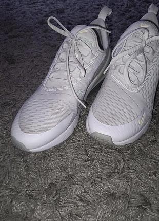 Кросівки жіночі nike air max 270