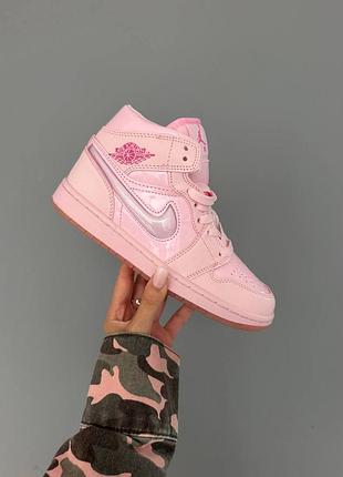 Nike air jordan 1
pink candy lacquer
