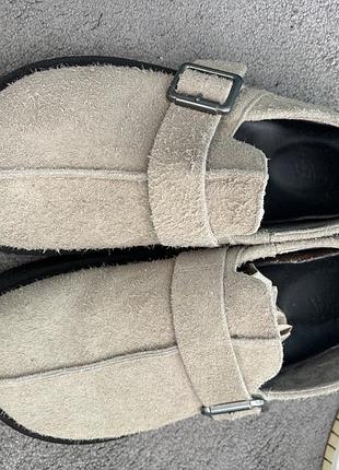 Замшеві клоги (сабо) від бренду zara, виготовлені з натурального фактурного замшевого спилка бежевого (пісочного) кольору