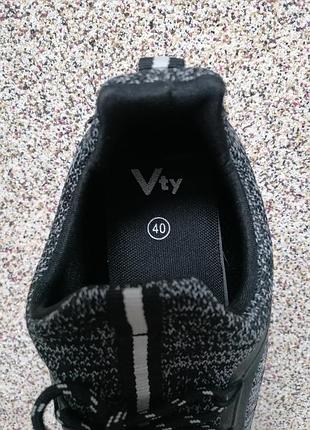 Кроссовки vty 8