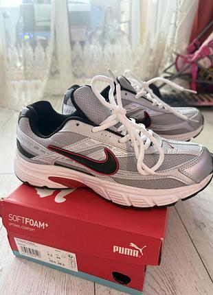 Кросівки nike initiator