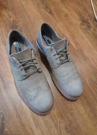Продам чоловічі  замшеві туфлі бренду timberland